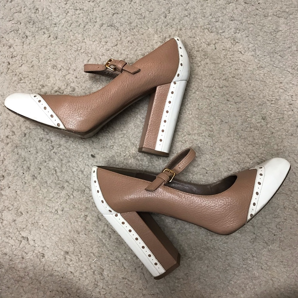Marni Runway Wingtip Pumps
